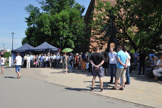 Rekordowa liczba przebadanych krakowian w Niebieskim Miasteczku